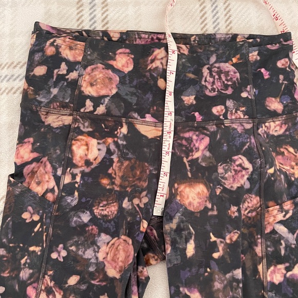 Lululemon Fast & Free Crop II *Nulux 19" Size 6 Frosted Rose Multi - Picture 8 of 10